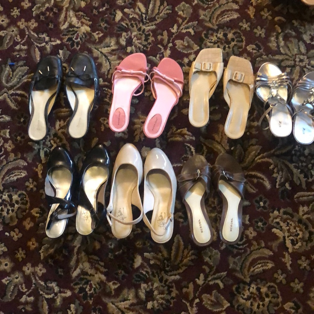 Lot of women’s sandals/dress shoes